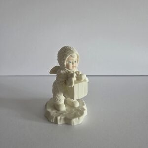 Department 56 Snowbabies With Gift